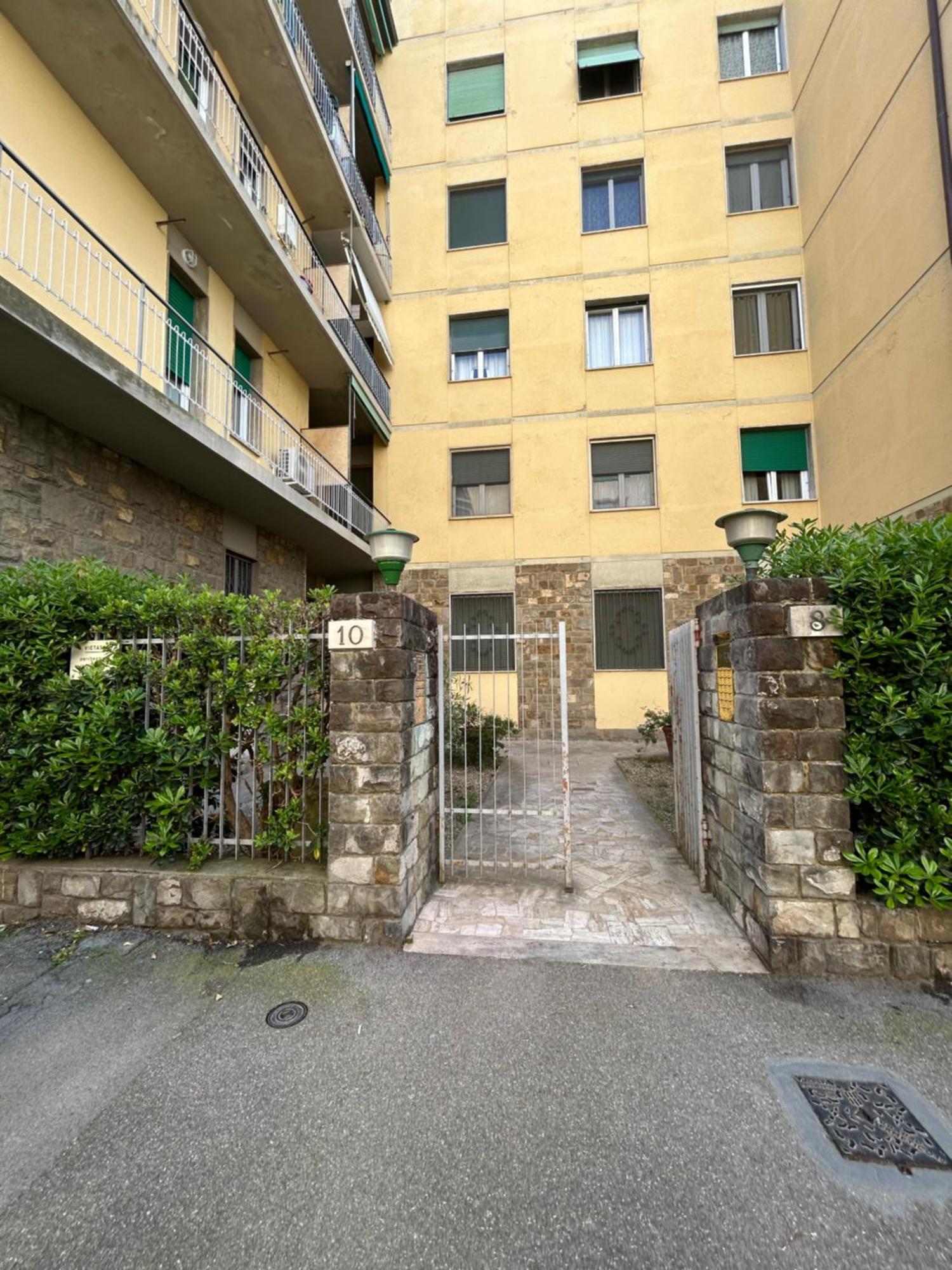 Appartamento Incantevole Con Patio Florenţa Exterior foto