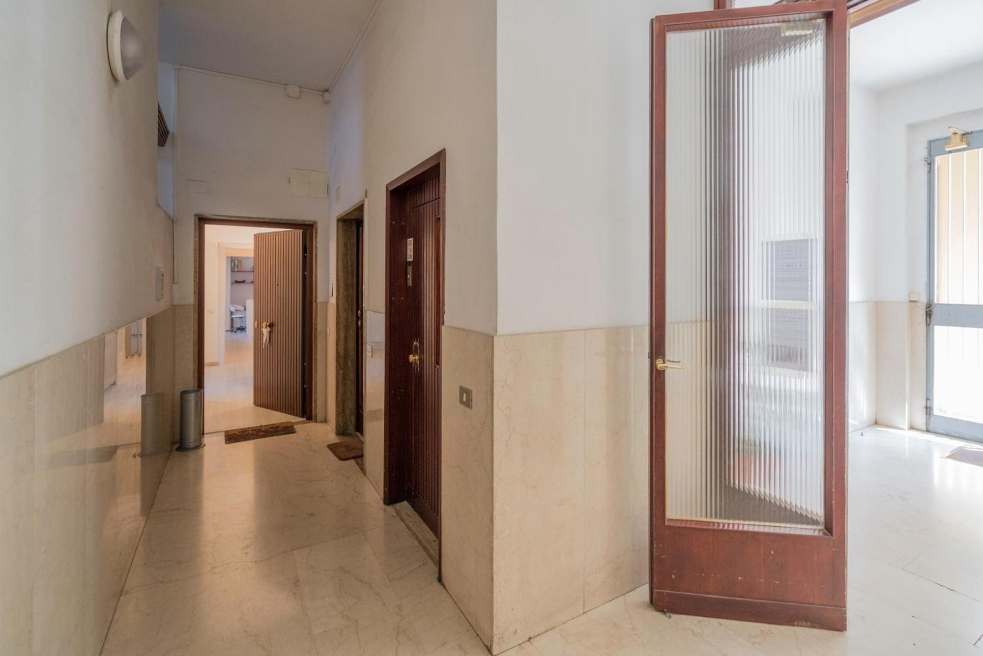 Appartamento Incantevole Con Patio Florenţa Exterior foto